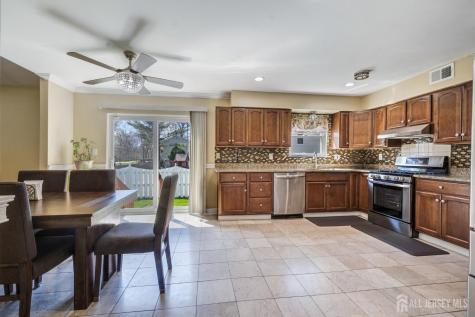 38 Johanna Court Piscataway NJ 08854