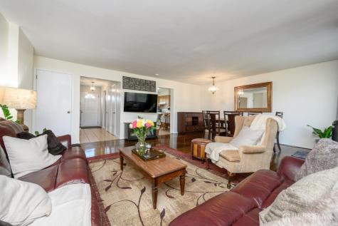 4 Cardinal Lane Hillsborough NJ 08844