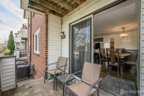 4 Cardinal Lane Hillsborough NJ 08844
