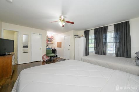 4 Cardinal Lane Hillsborough NJ 08844