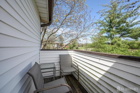4 Cardinal Lane Hillsborough NJ 08844