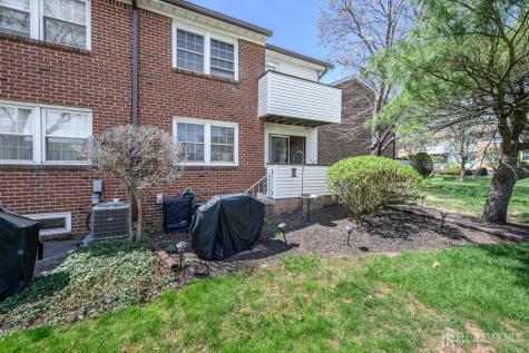4 Cardinal Lane Hillsborough NJ 08844