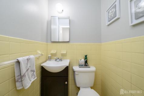 4 Cardinal Lane Hillsborough NJ 08844
