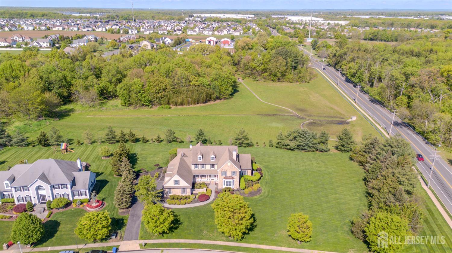 2 Linwood Drive Monroe NJ 08831
