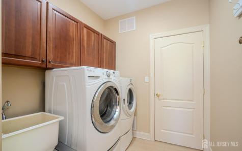 2 Linwood Drive Monroe NJ 08831