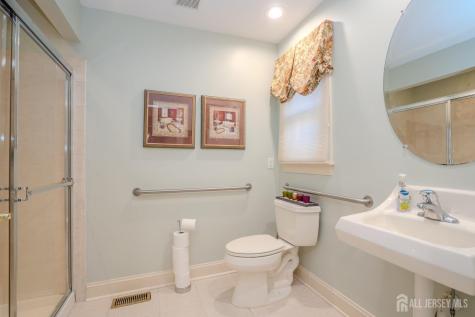 2 Linwood Drive Monroe NJ 08831