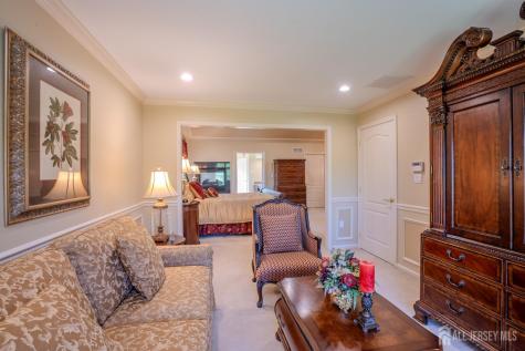 2 Linwood Drive Monroe NJ 08831