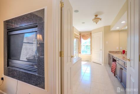 2 Linwood Drive Monroe NJ 08831