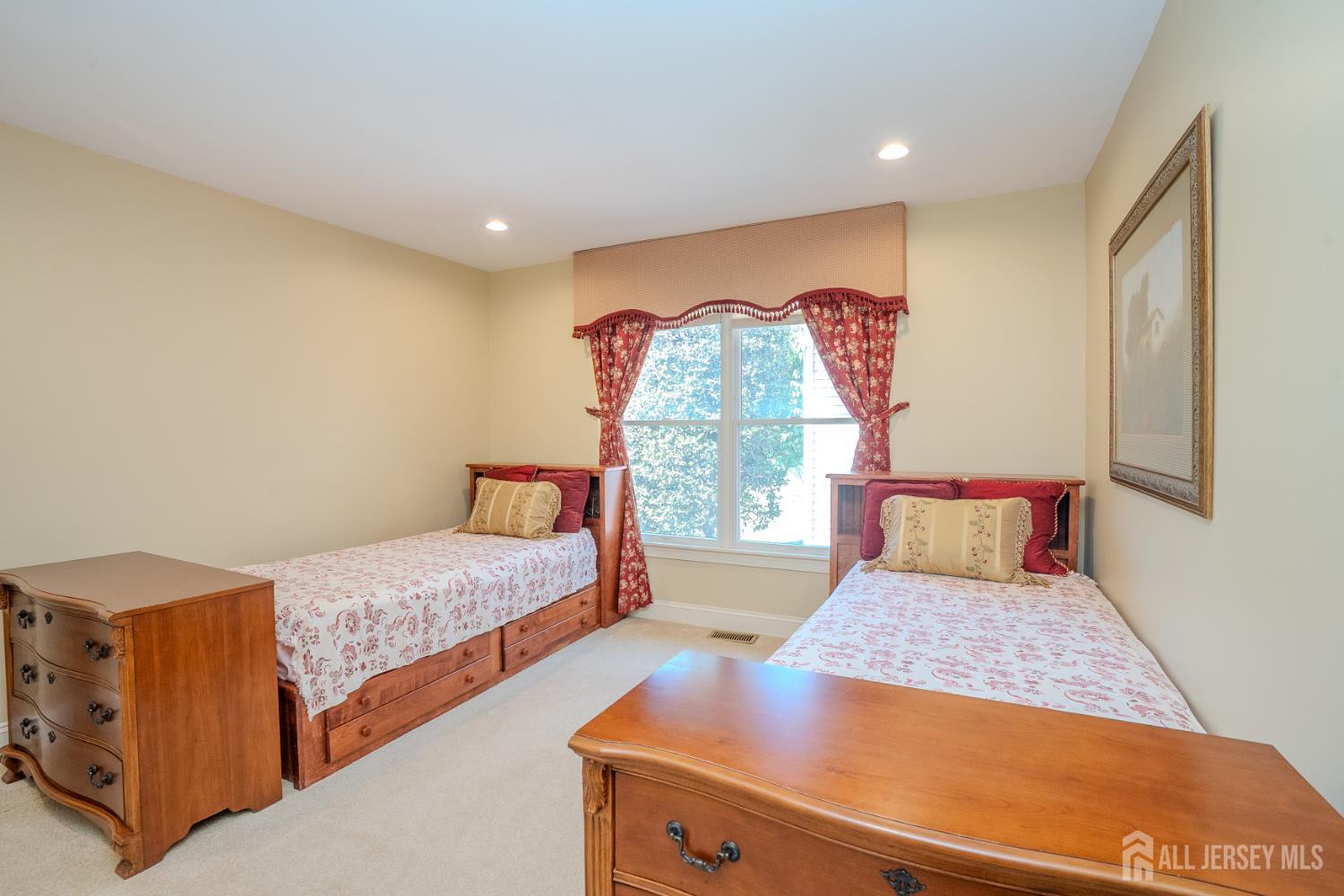 2 Linwood Drive Monroe NJ 08831