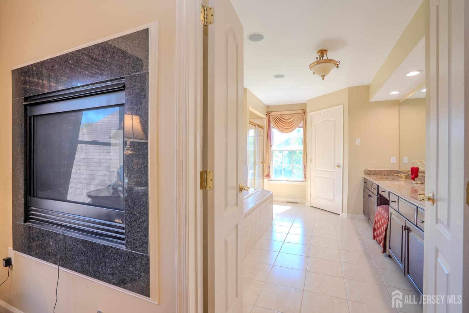 2 Linwood Drive Monroe NJ 08831