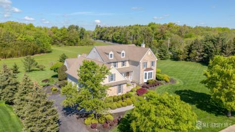 2 Linwood Drive Monroe NJ 08831