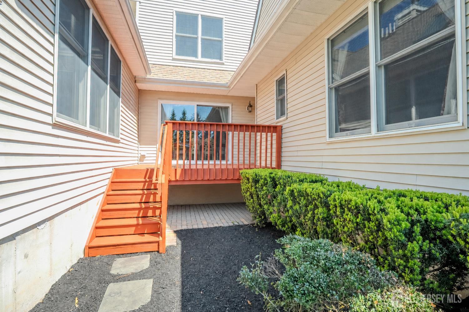 2 Linwood Drive Monroe NJ 08831