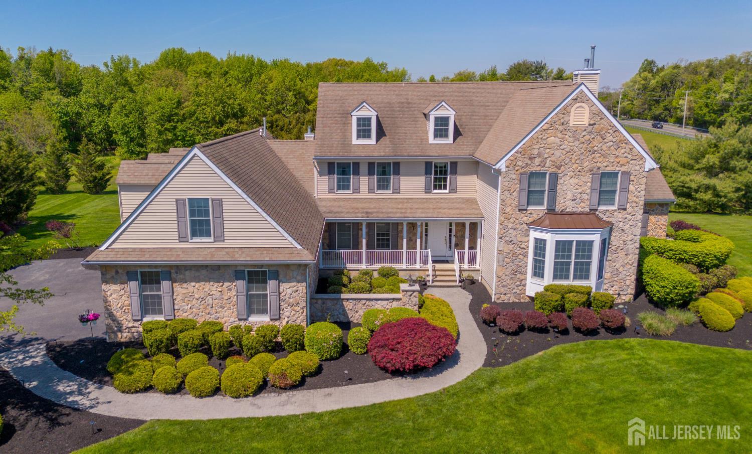 2 Linwood Drive Monroe NJ 08831