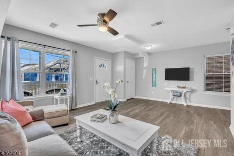 28 Bay Avenue Keansburg NJ 07734