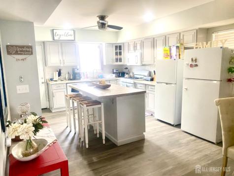 28 Bay Avenue Keansburg NJ 07734