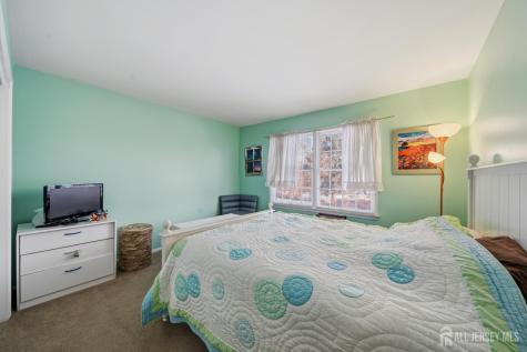 4 Santina Court Lawrence NJ 08648
