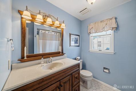 4 Santina Court Lawrence NJ 08648