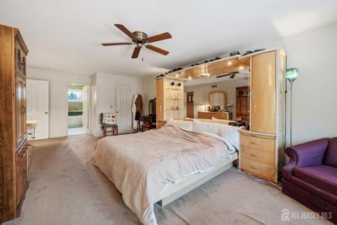 4 Santina Court Lawrence NJ 08648