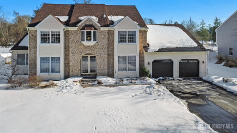 4 Santina Court Lawrence NJ 08648