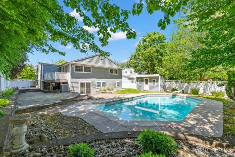 6 Tulip Drive Old Bridge NJ 08857