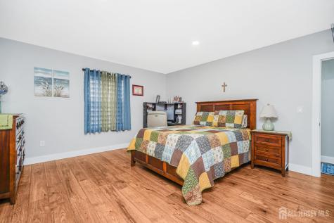 134 Union Street Carteret NJ 07008