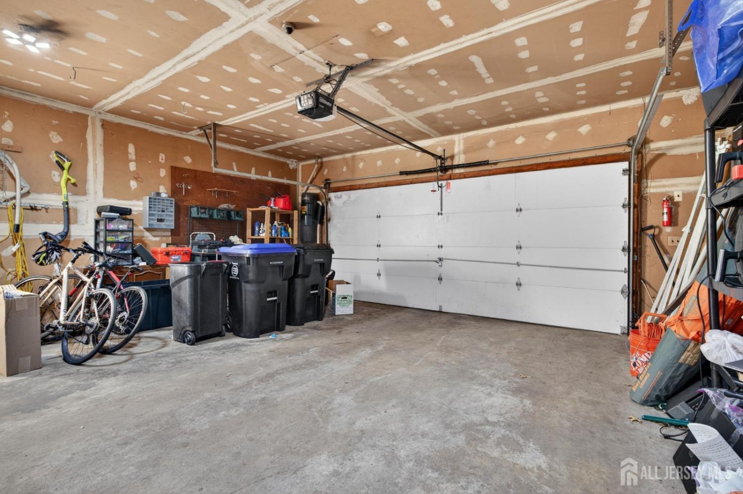 39 Independence Drive East Brunswick NJ 08816