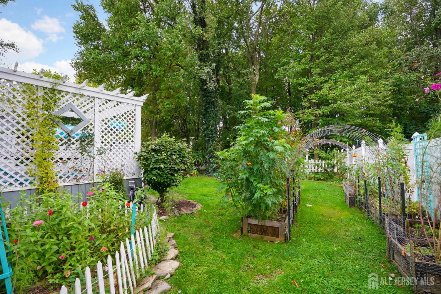 23 Merritt Terrace Old Bridge NJ 07747