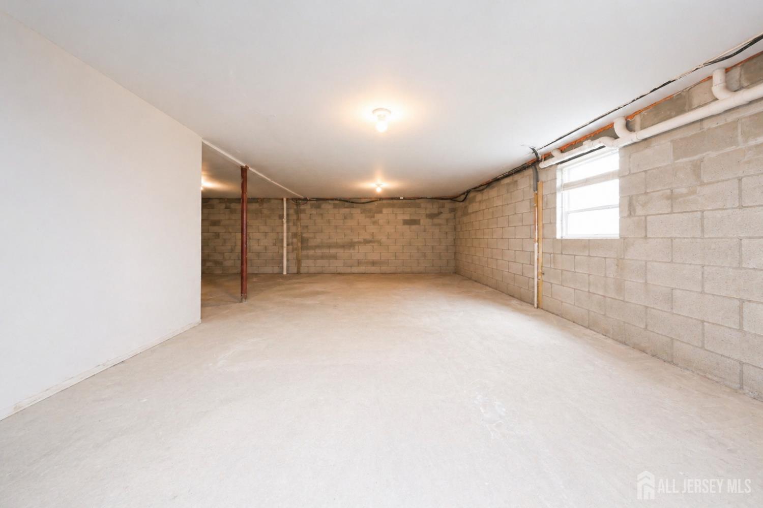 34 Evergreen Place Keansburg NJ 07734