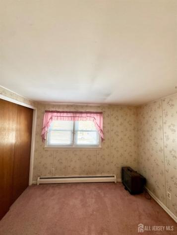 107 Zoar Place Middlesex NJ 08846