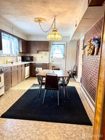 107 Zoar Place Middlesex NJ 08846