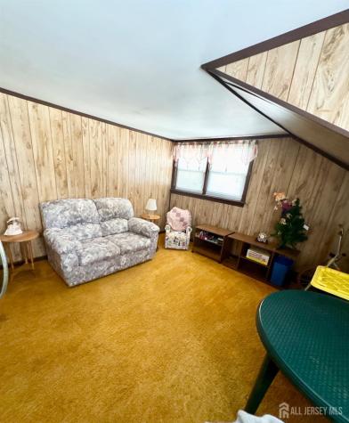 107 Zoar Place Middlesex NJ 08846