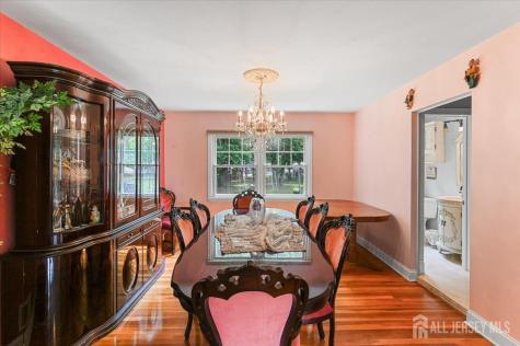 8 Dusko Drive Sayreville NJ 08859