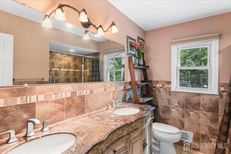 8 Dusko Drive Sayreville NJ 08859