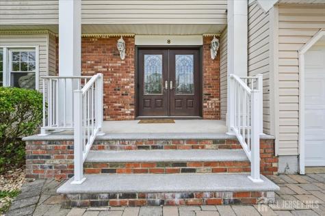 8 Dusko Drive Sayreville NJ 08859