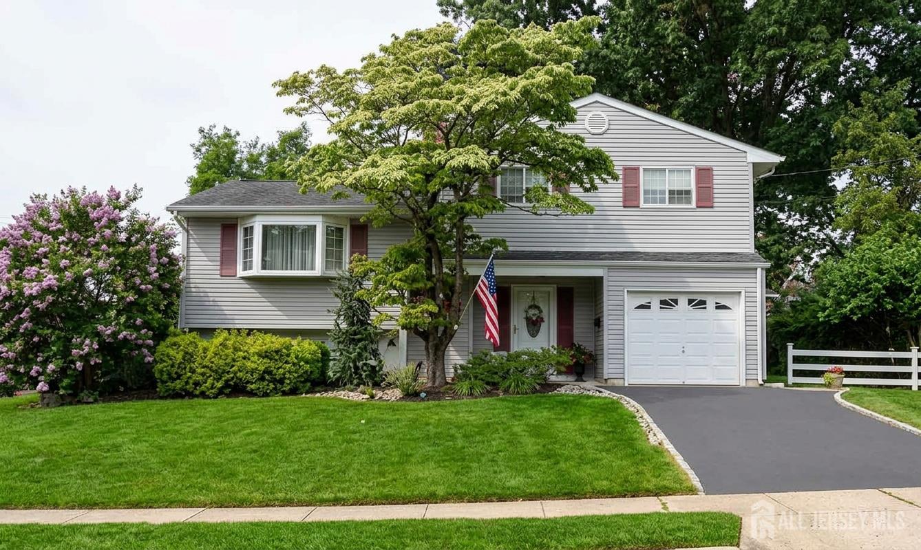 2 Peachwood Court Milltown NJ 08850