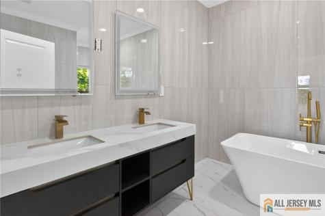 202 Willow Avenue Piscataway NJ 08854
