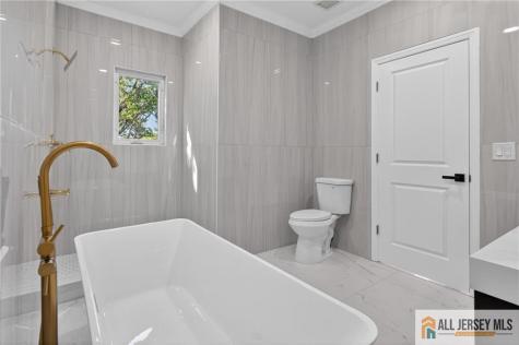 202 Willow Avenue Piscataway NJ 08854