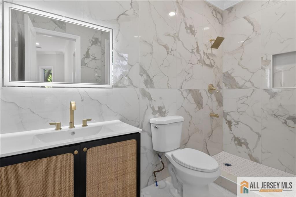 202 Willow Avenue Piscataway NJ 08854