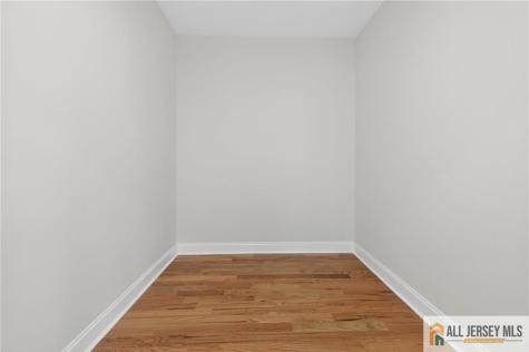 202 Willow Avenue Piscataway NJ 08854