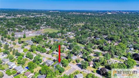 202 Willow Avenue Piscataway NJ 08854