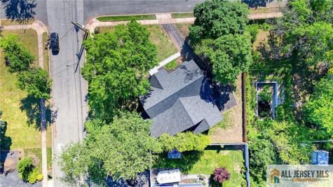 202 Willow Avenue Piscataway NJ 08854