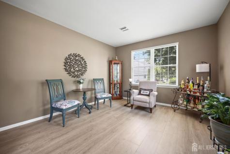 28 Sand Hill Court Jamesburg NJ 08831