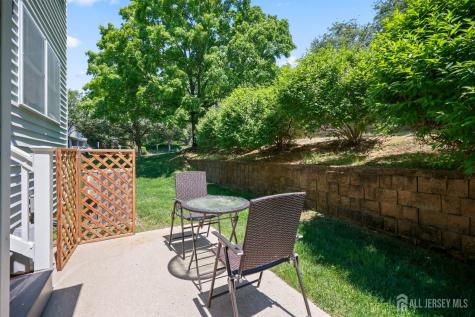 28 Sand Hill Court Jamesburg NJ 08831