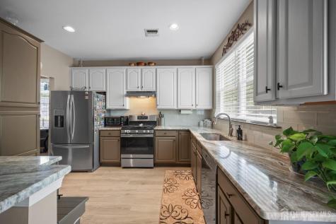 28 Sand Hill Court Jamesburg NJ 08831