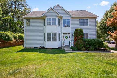 28 Sand Hill Court Jamesburg NJ 08831