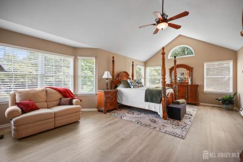 28 Sand Hill Court Jamesburg NJ 08831