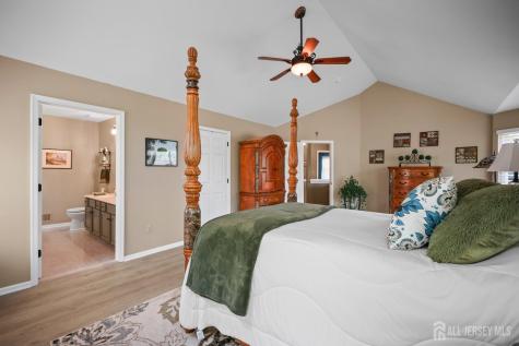 28 Sand Hill Court Jamesburg NJ 08831