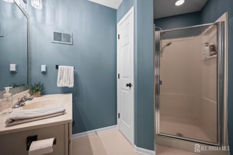 28 Sand Hill Court Jamesburg NJ 08831