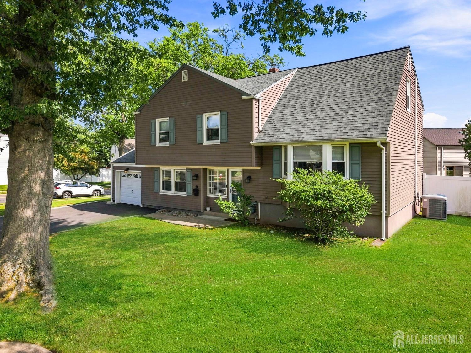 9 Meyer Road Edison NJ 08817