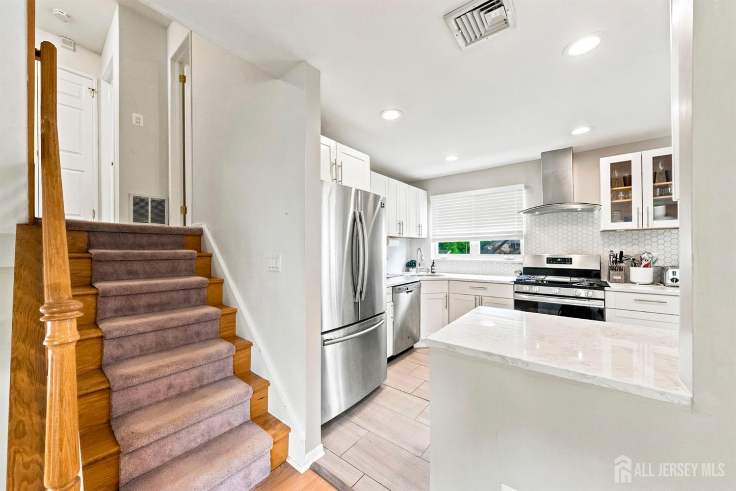 9 Meyer Road Edison NJ 08817